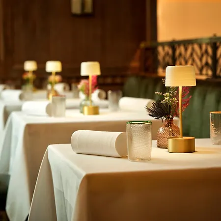 Flemings Mayfair - Small Luxury Hotel Of The World-2